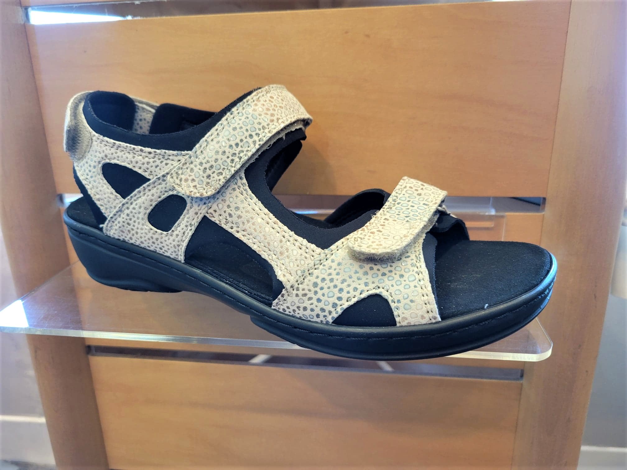 Buy Beige Heeled Sandals for Women by LIBERTY Online | Ajio.com