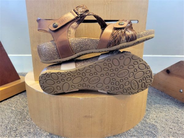 Newlie - Taos - ShoesRX.com