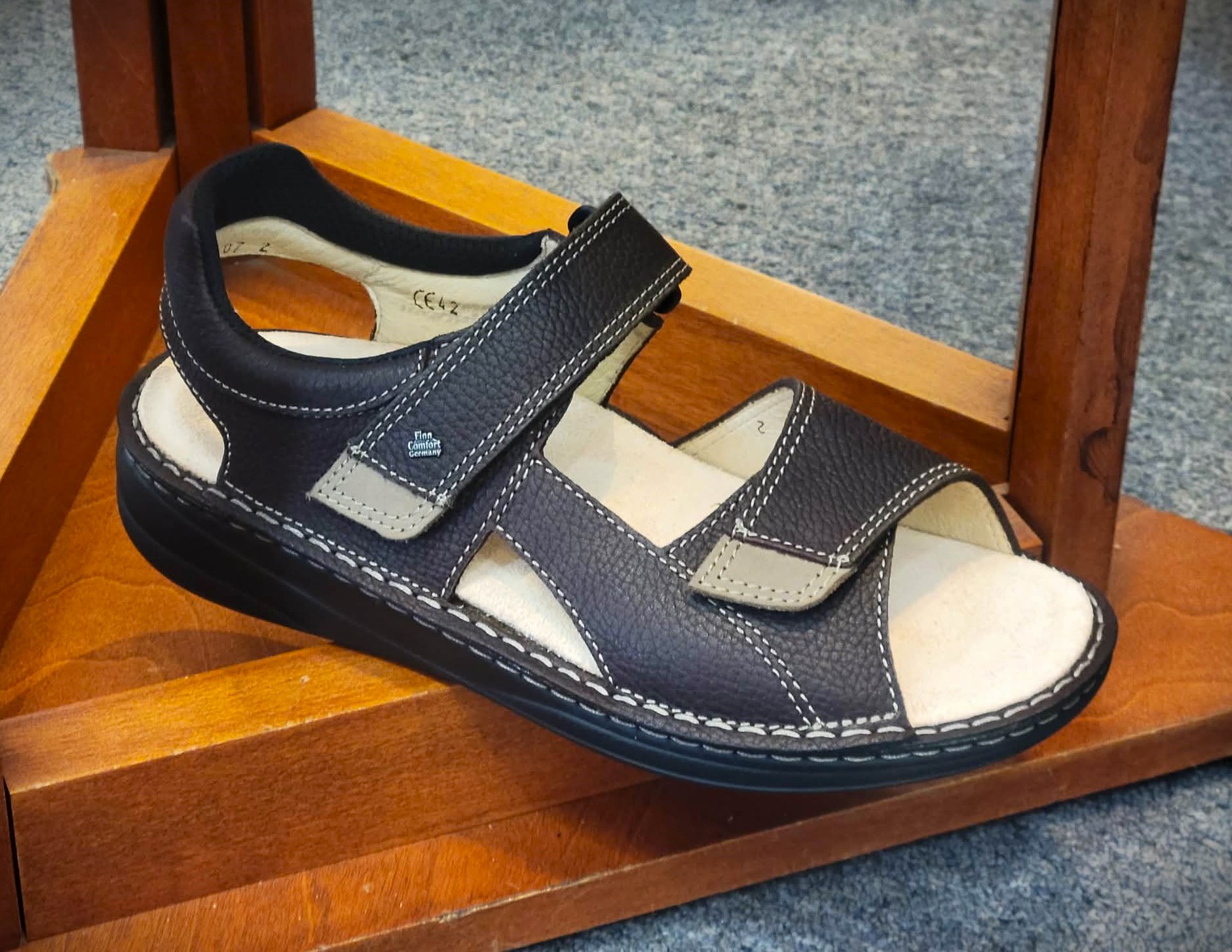 Finn Comfort Psara Pantofole Uomo In Pelle Nabuk Grigia, Chiusura Velcro, Zeppa 1 Cm, Taglia 43 EU Larga
